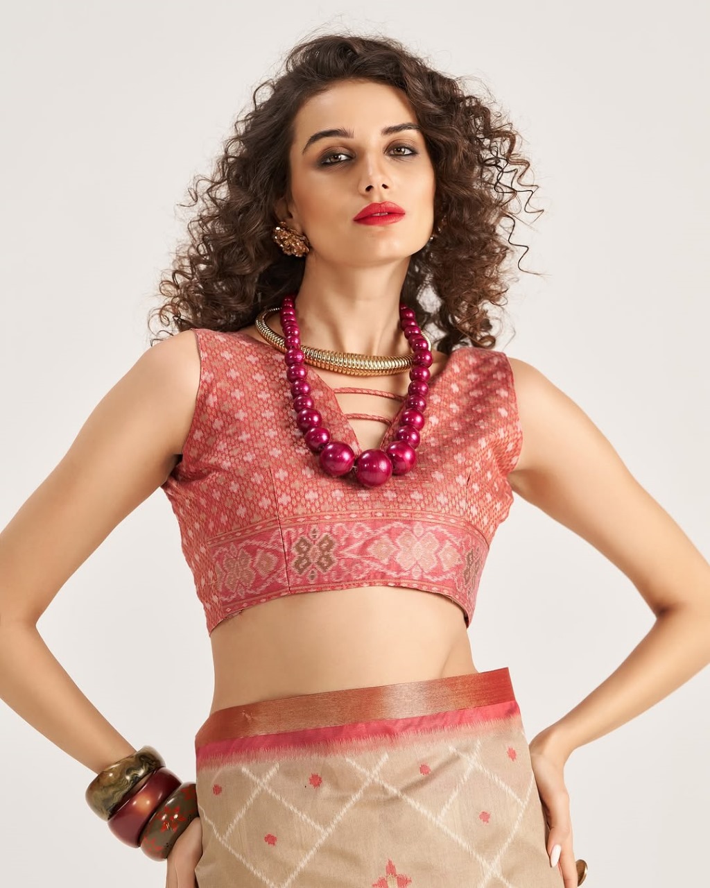 Cream Tussar Patan Patola All Over Jacquard Weaved Check Rich Pallu Border Saree