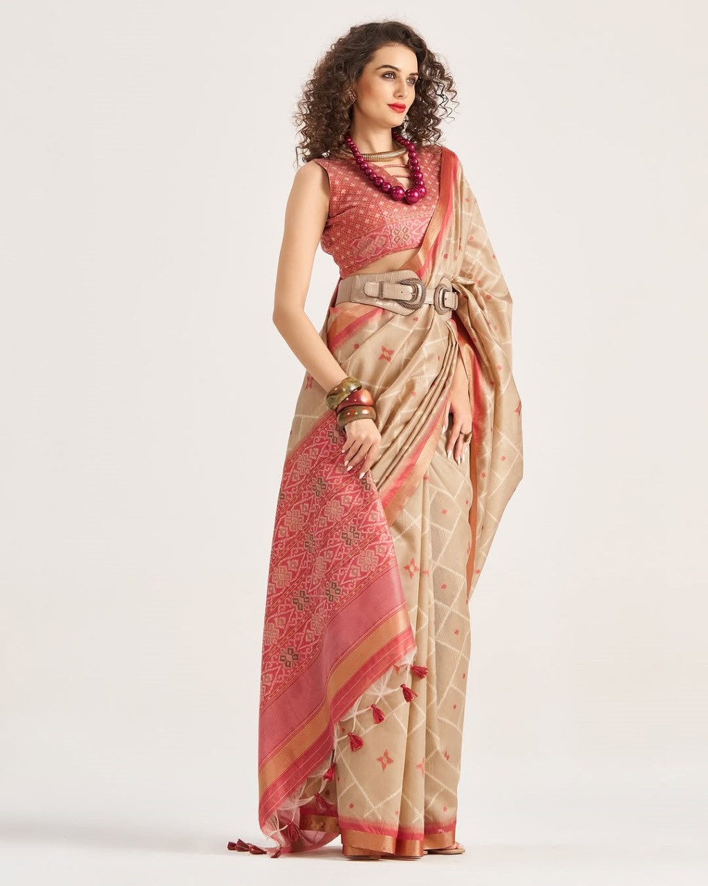 Cream Tussar Patan Patola All Over Jacquard Weaved Check Rich Pallu Border Saree