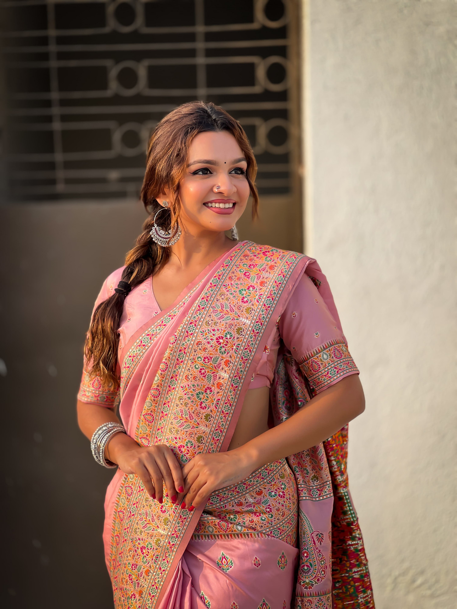 Pink Pure Pashmina Silk Rich Zari Meenakari Weaved Body Pallu Border Saree