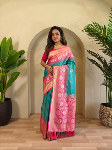 Image of C-Green Banarasi Silk Dual Tone Zari Weaved Contrast Pallu Designer Border Saree