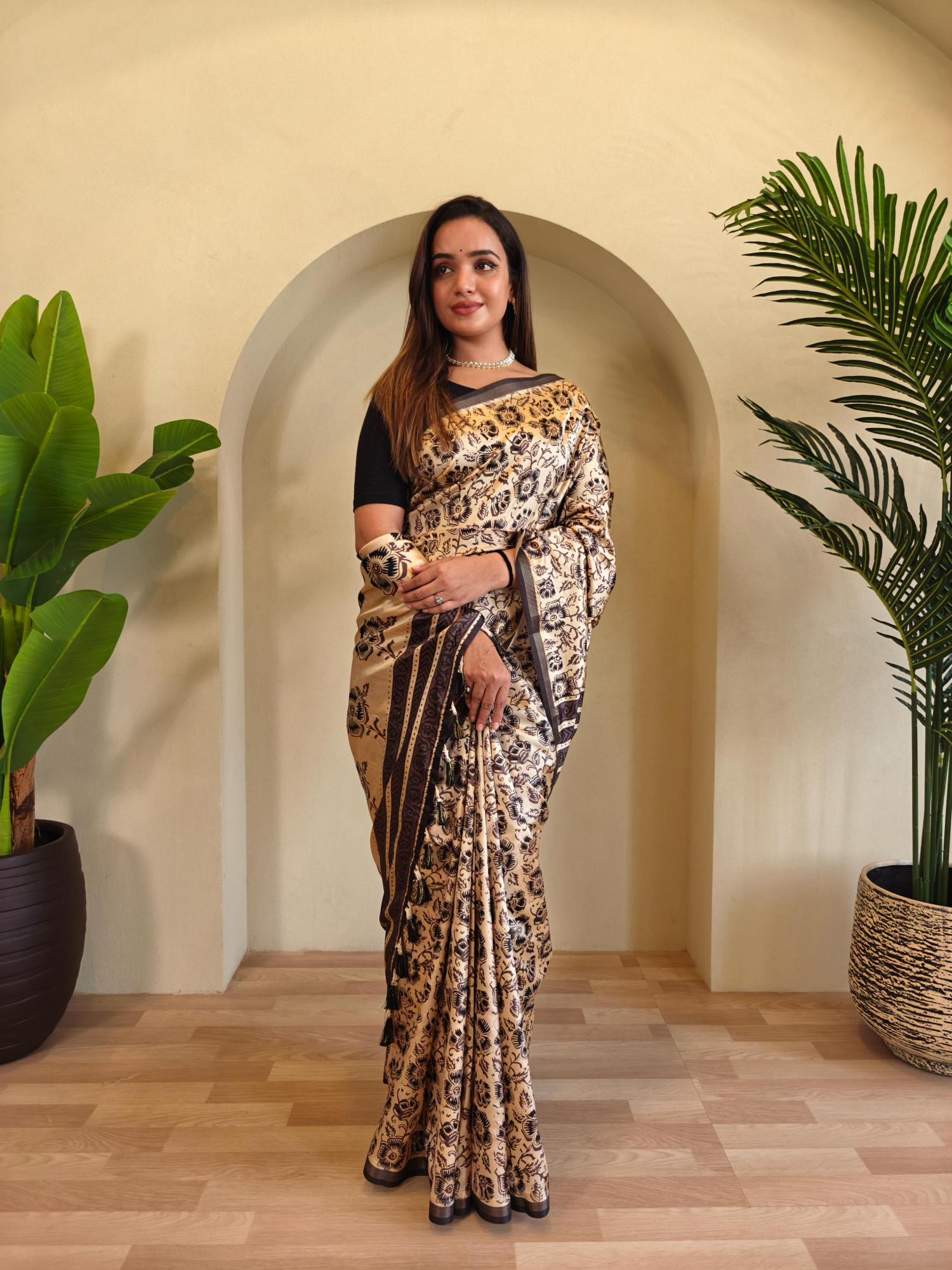 Cream Pure Dola Viscose All Over Digital Printed With Zari Border Saree