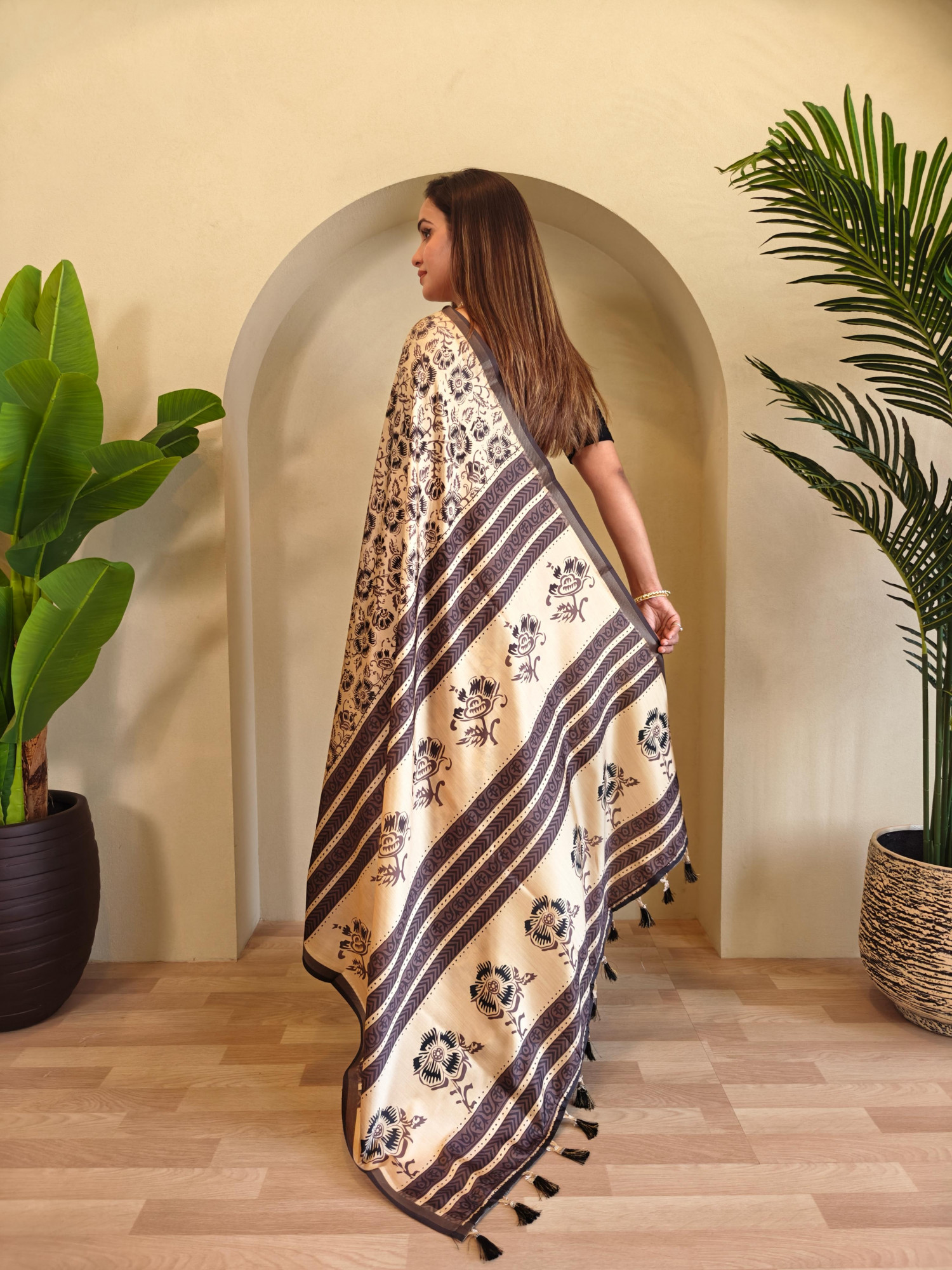 Cream Pure Dola Viscose All Over Digital Printed With Zari Border Saree