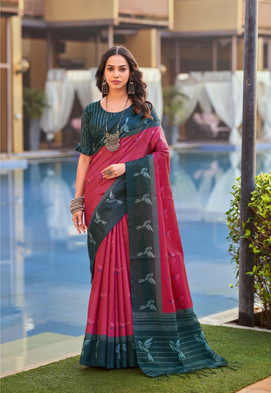 Dark Magenta Handloom Tissue Silk Resham Weaved Pallu Border Saree