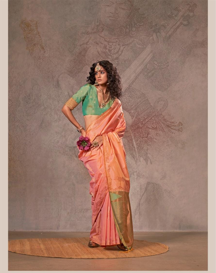 Pink Shaded Two Tone Handloom Weaved Silk Zari Weaved Body Rich Pallu Saree