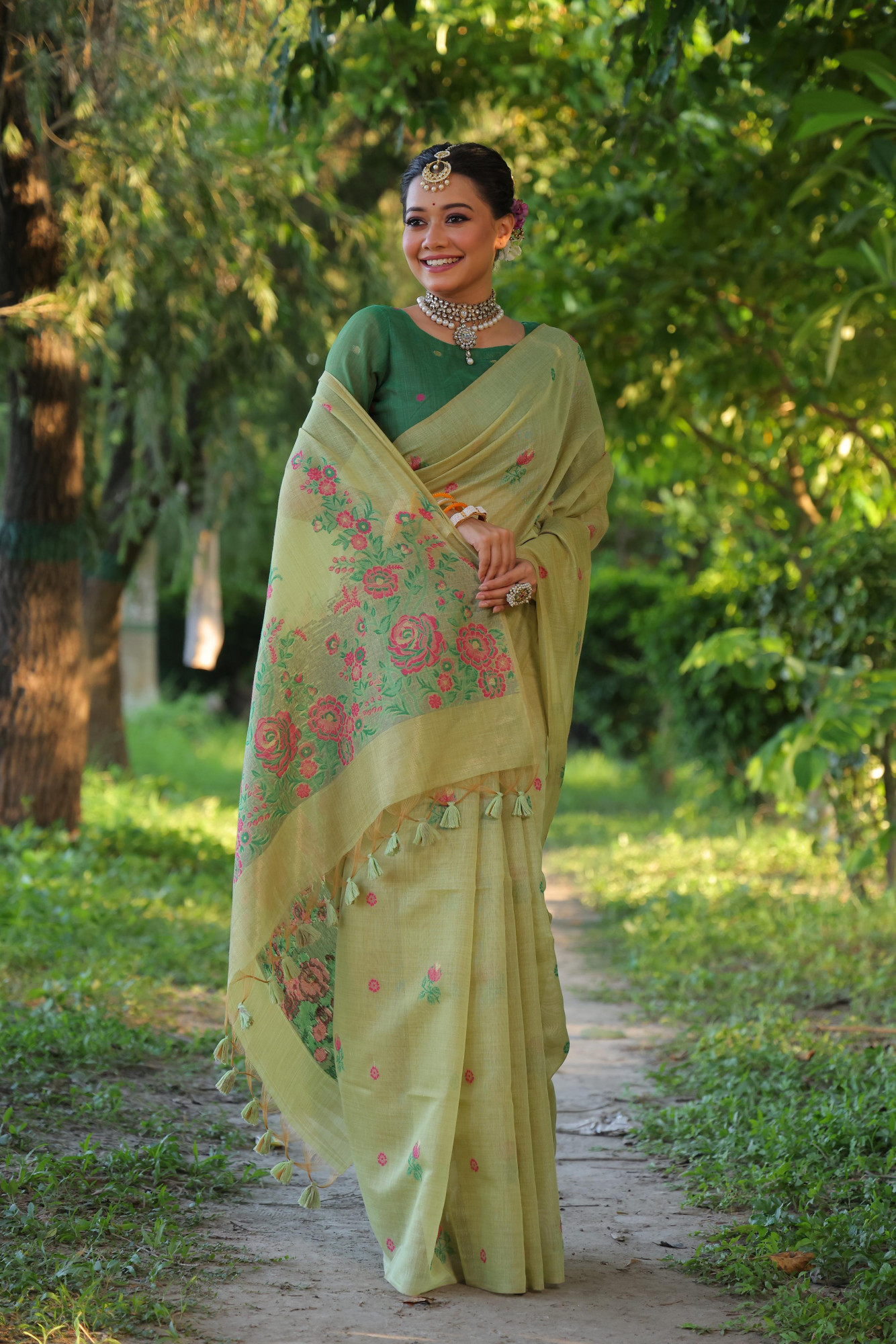 Pistachio Premium Muga Cotton Floral Weaved All Over Body Pallu Borderless Saree