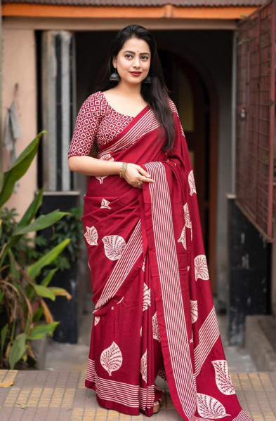 Image of Maroon Soft Cotton Batik Printed Summer Wear Saree