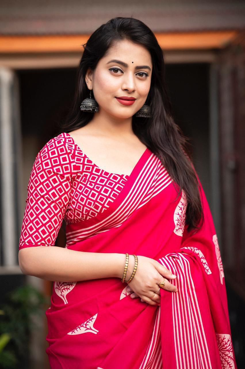 Raani Soft Cotton Batik Printed Summer Wear Saree