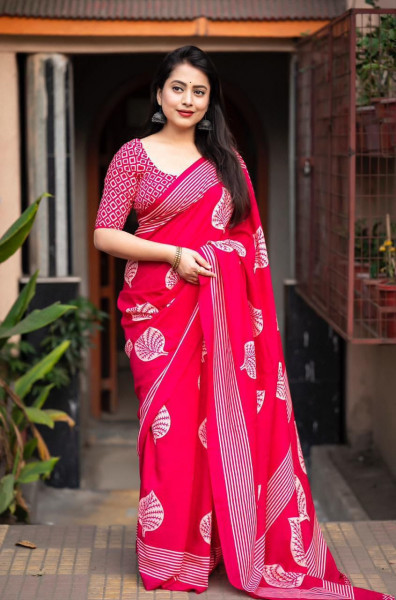 Image of Raani Soft Cotton Batik Printed Summer Wear Saree