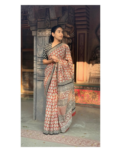 Image of Cream Maroon Pure Chanderi Cotton Digital Printed Saree