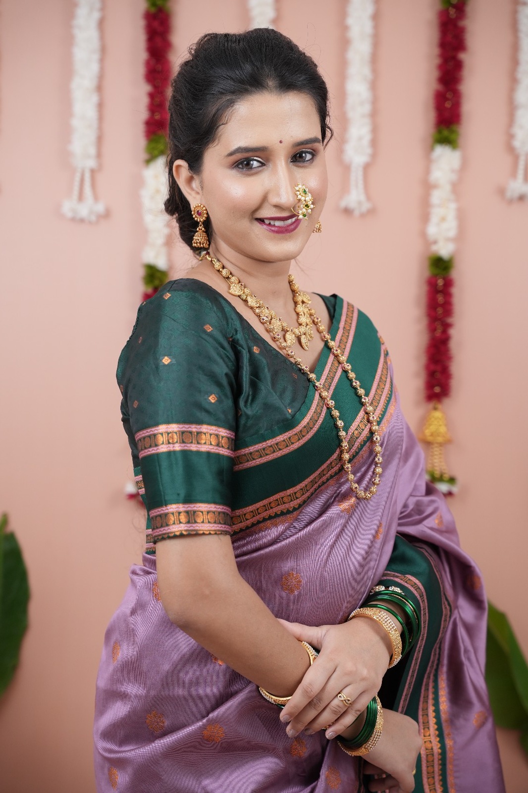 Lavender Banarasi Silk Zari Weaved Rich Woven Contrast Pallu Narayan Border Saree