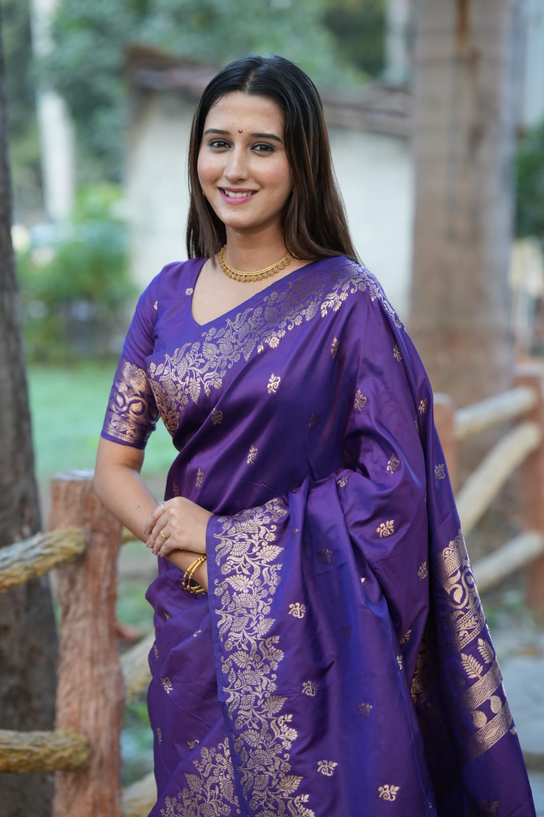 Indigo Shade Pure Banarasi Silk All Over Zari Weaved Rich Pallu Border Saree