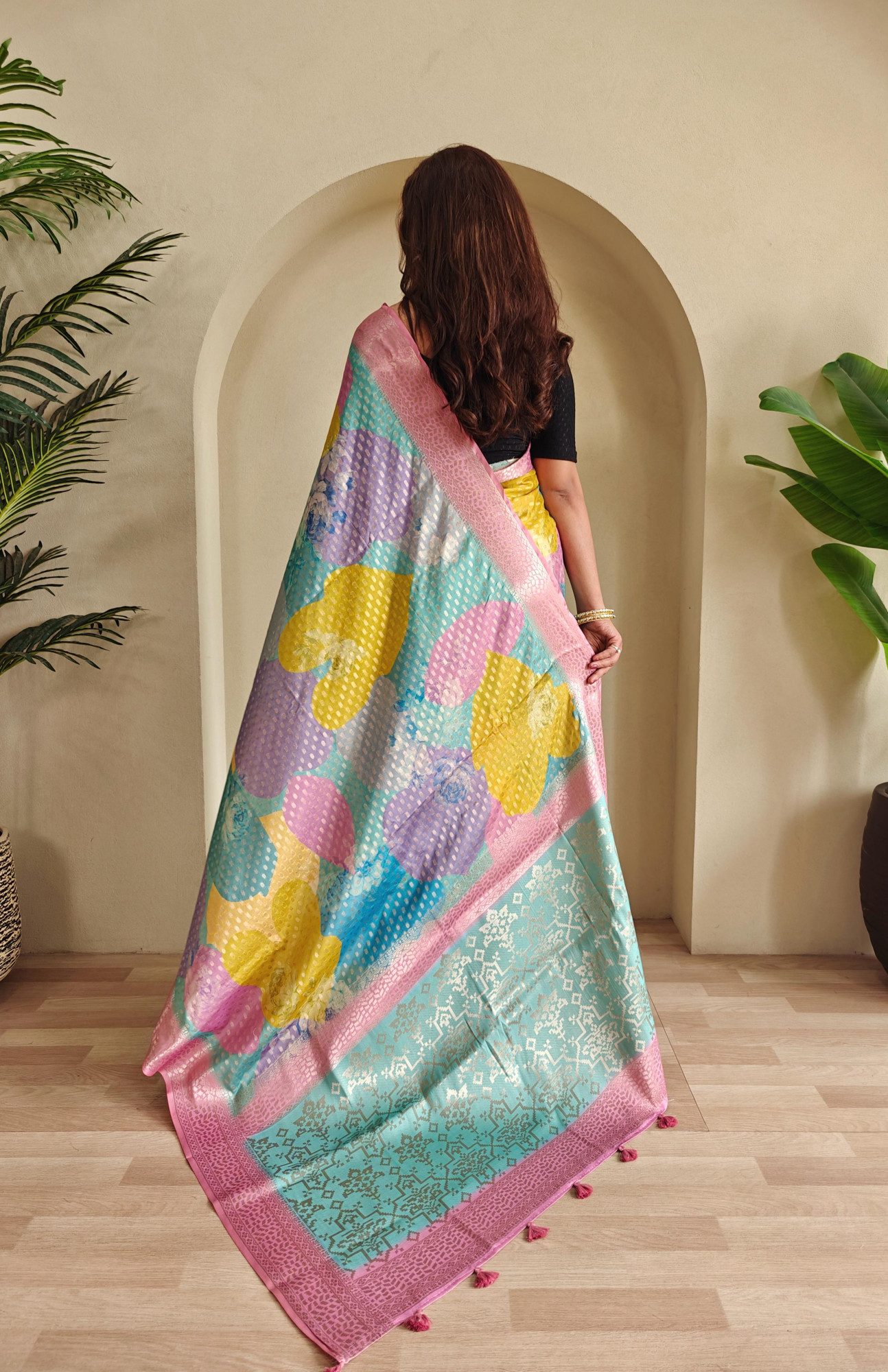 Multicolor Premium Georgette Printed Rich Zari Weaved Body Pallu With Pink Border Saree