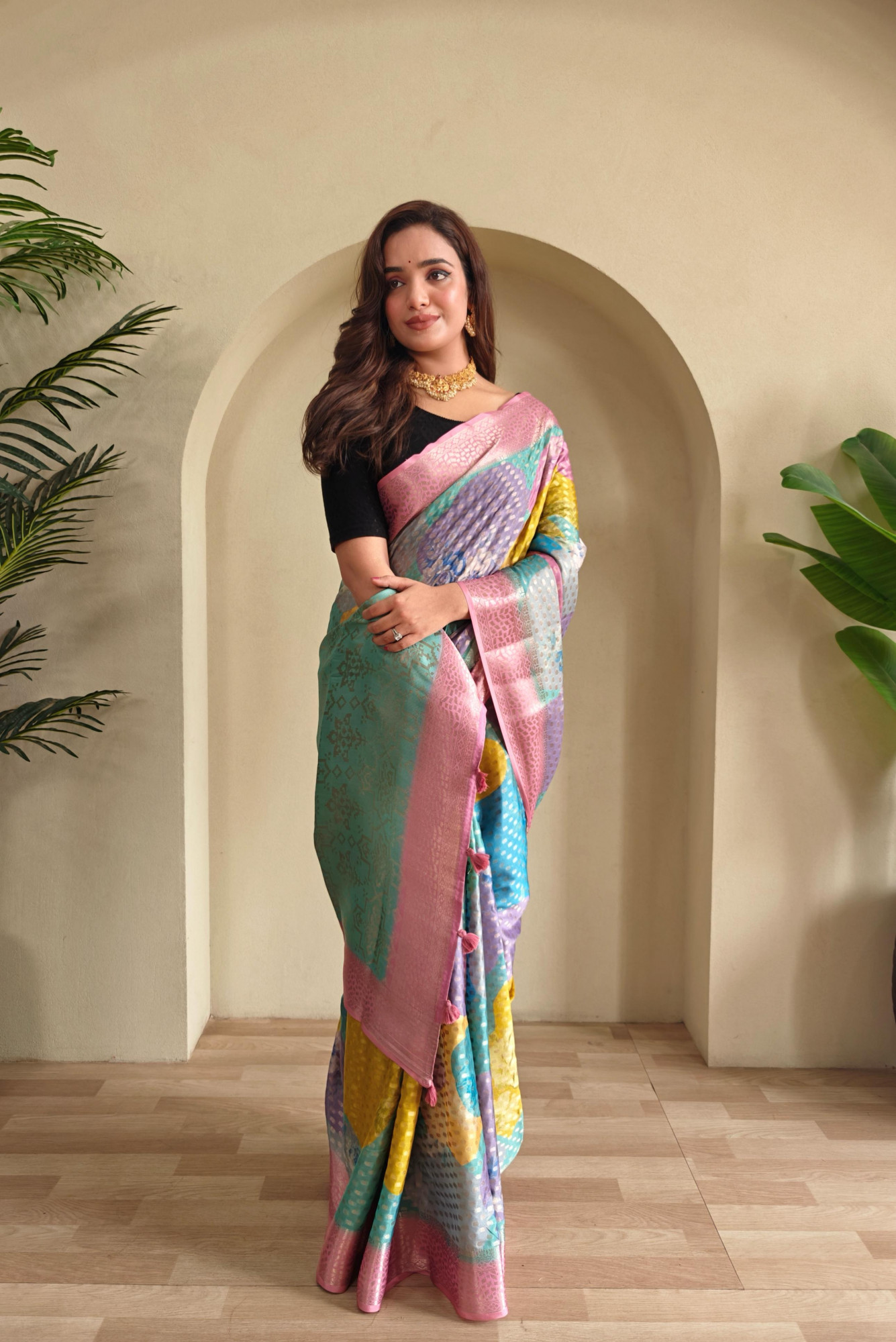 Multicolor Premium Georgette Printed Rich Zari Weaved Body Pallu With Pink Border Saree