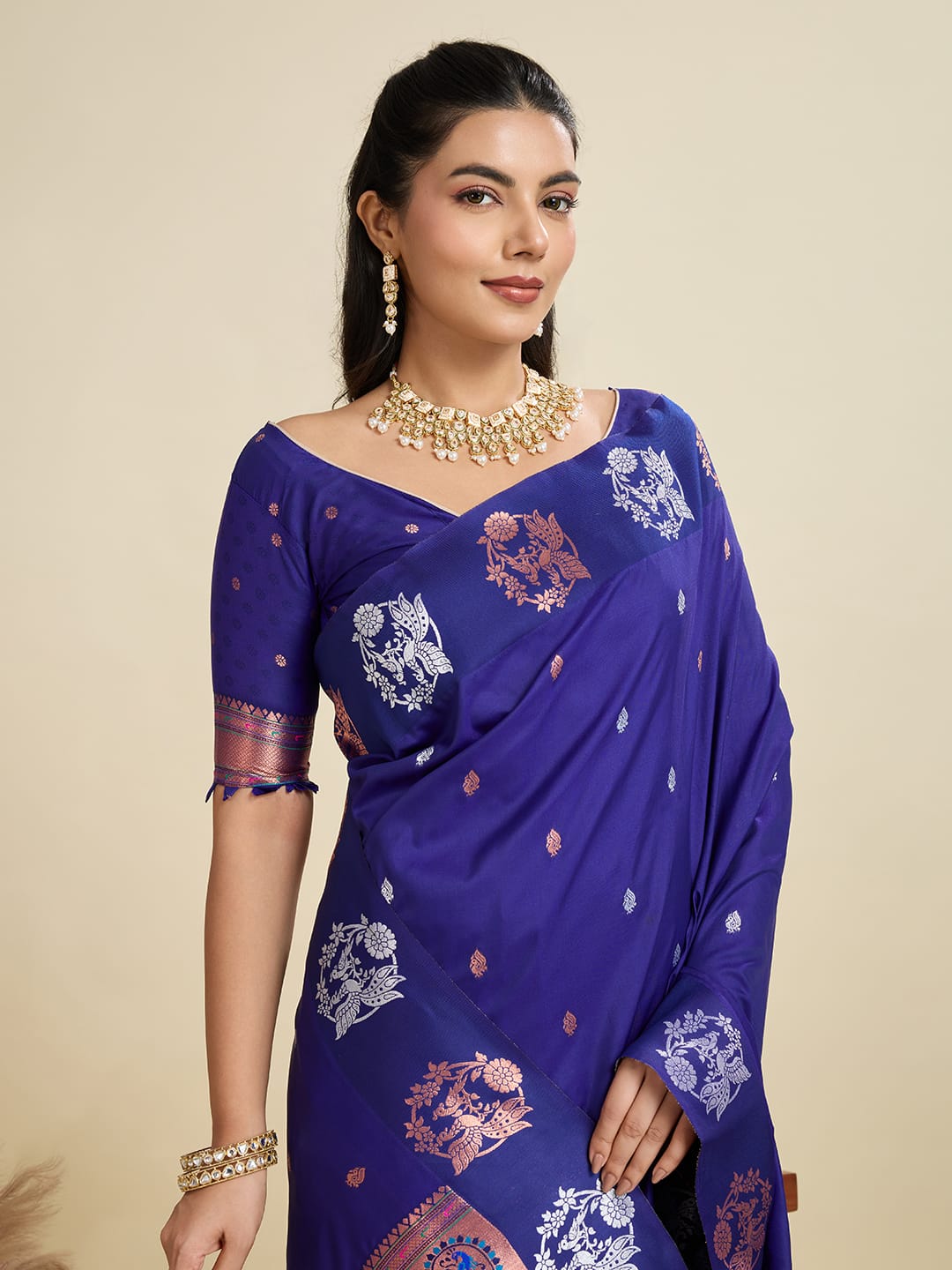 Navy Blue Pure Kanjivaram Paithani Silk Rich Silver Gold Zari Weaved Rich Pallu Saree