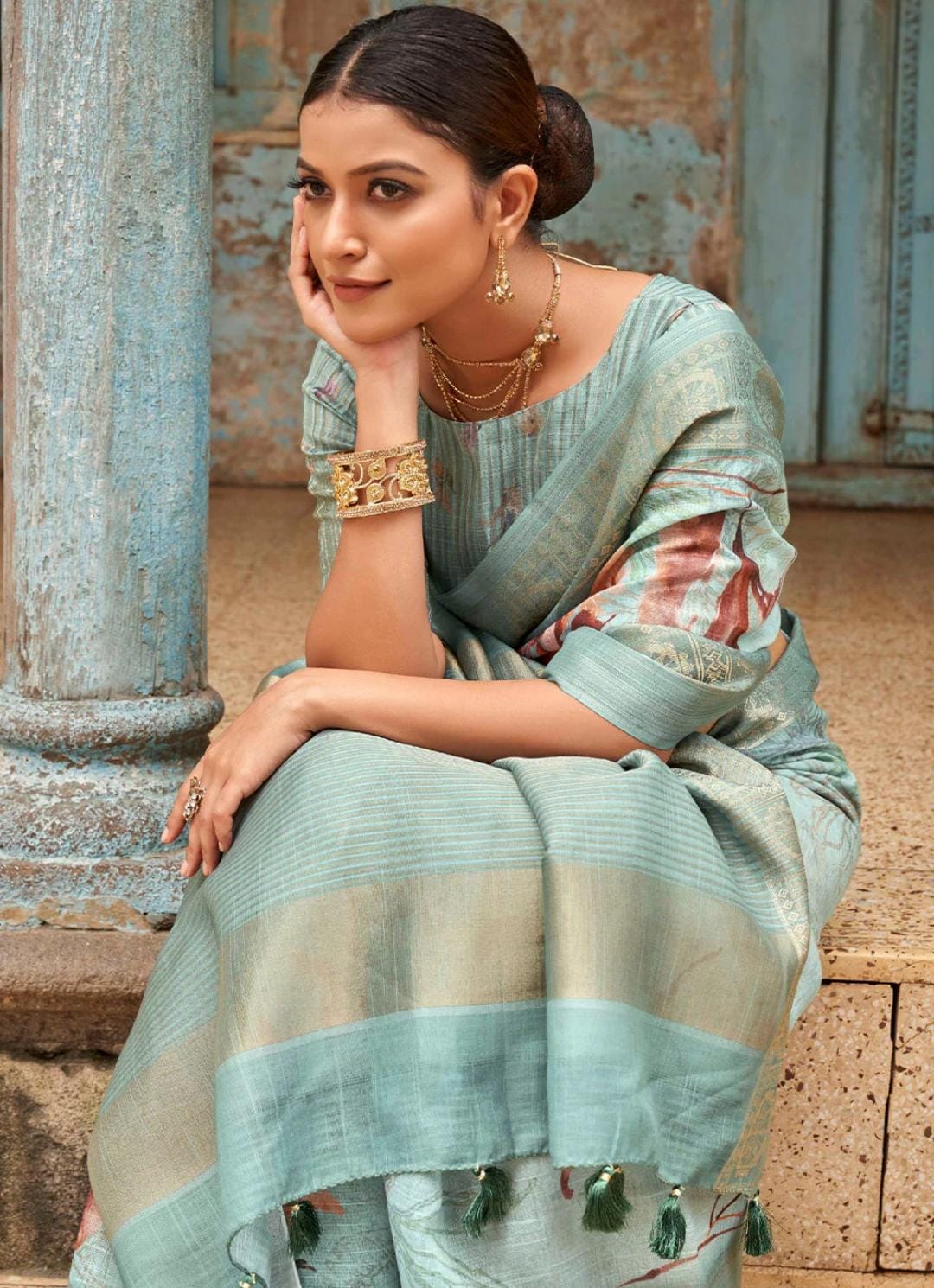 Dark C-Green Pure Linen Digital Printed With Zari Pallu Border Saree