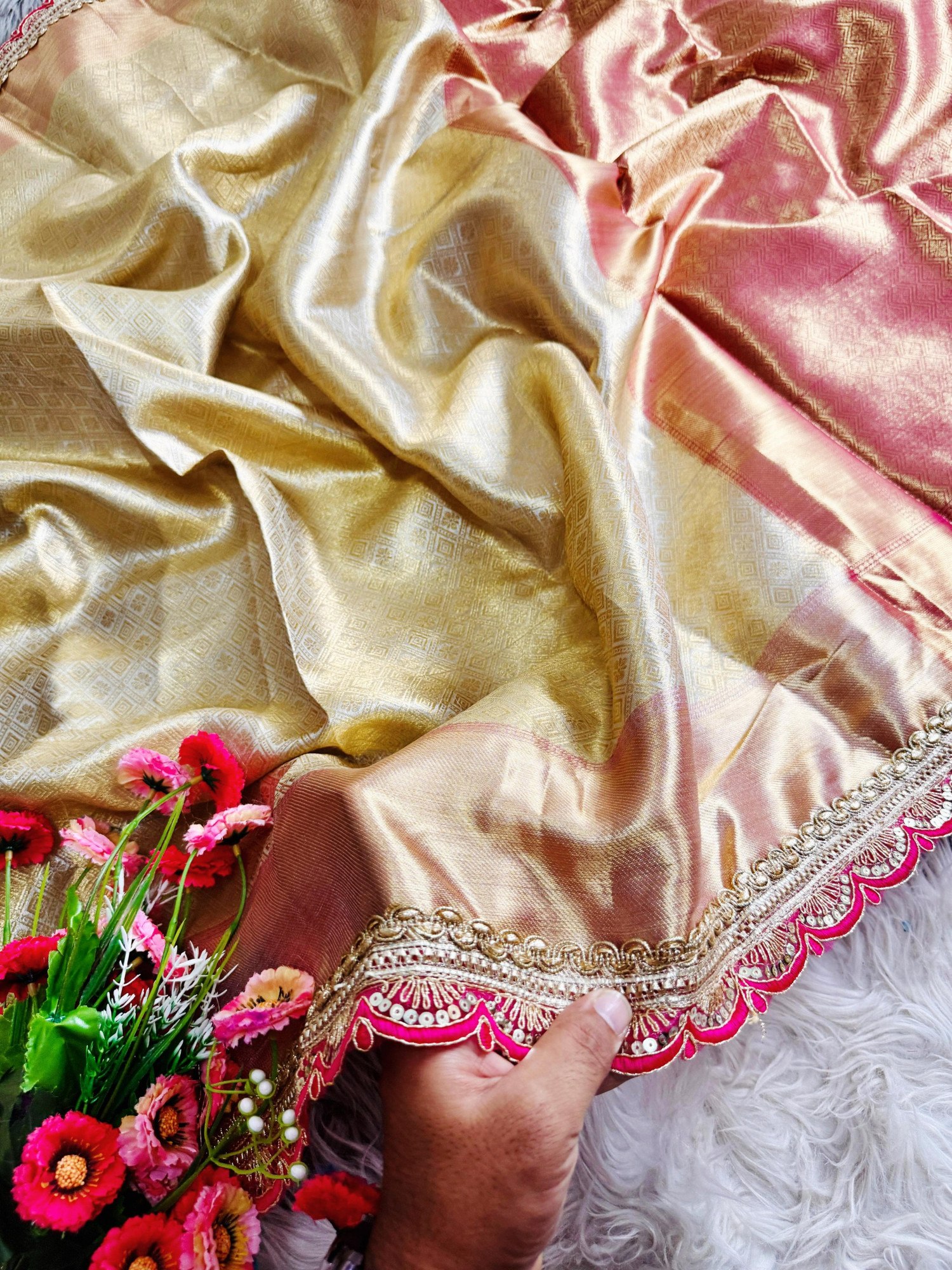 Cream Pure Banarasi Tissue Silk Zari Weaved Lace Border Saree