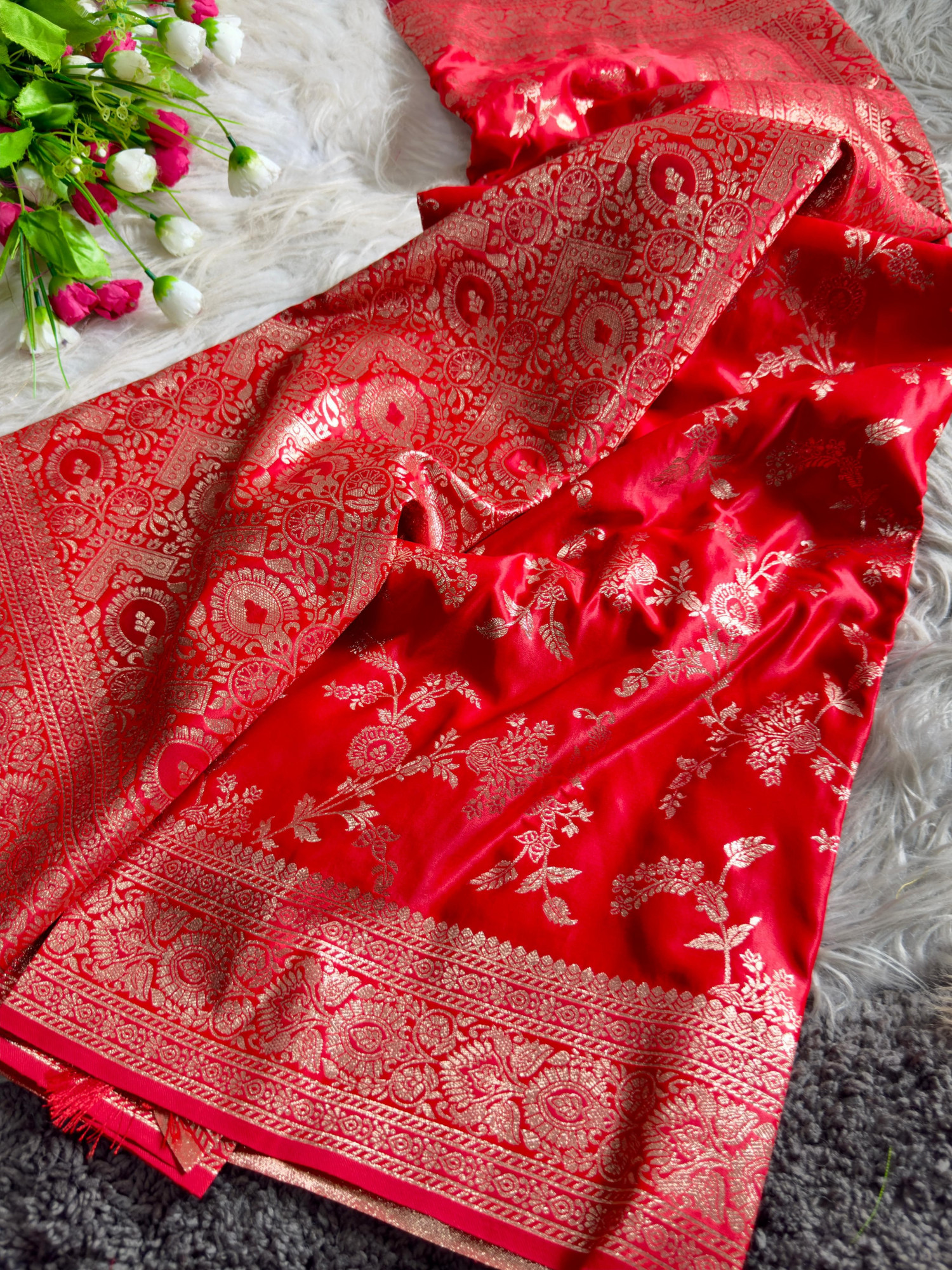 Red Pure Banarasi Silk Silver Zari Rich Weaved Saree