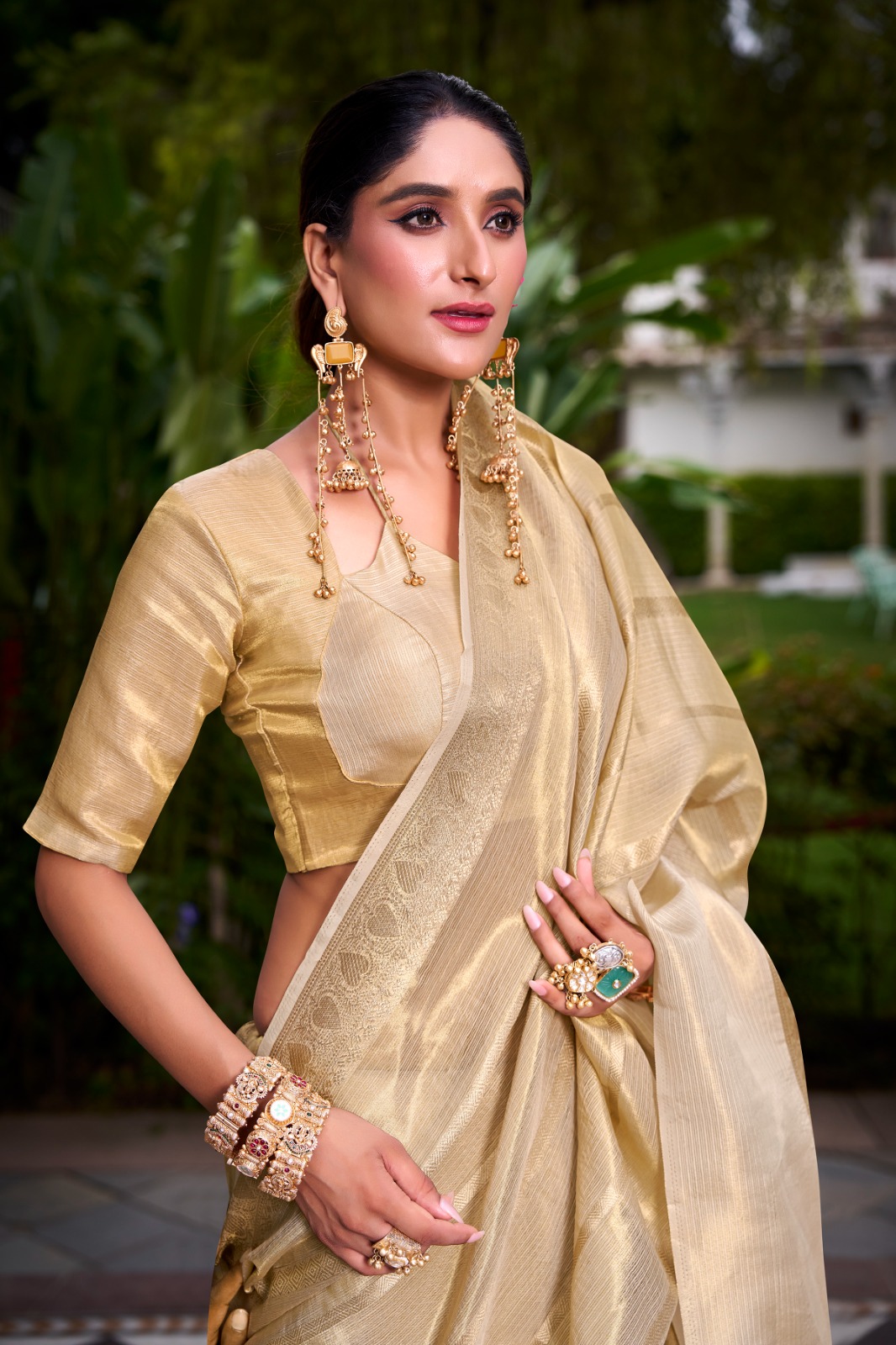 Beige Pure Banarasi Gold Tissue Silk Zari Weaved Saree