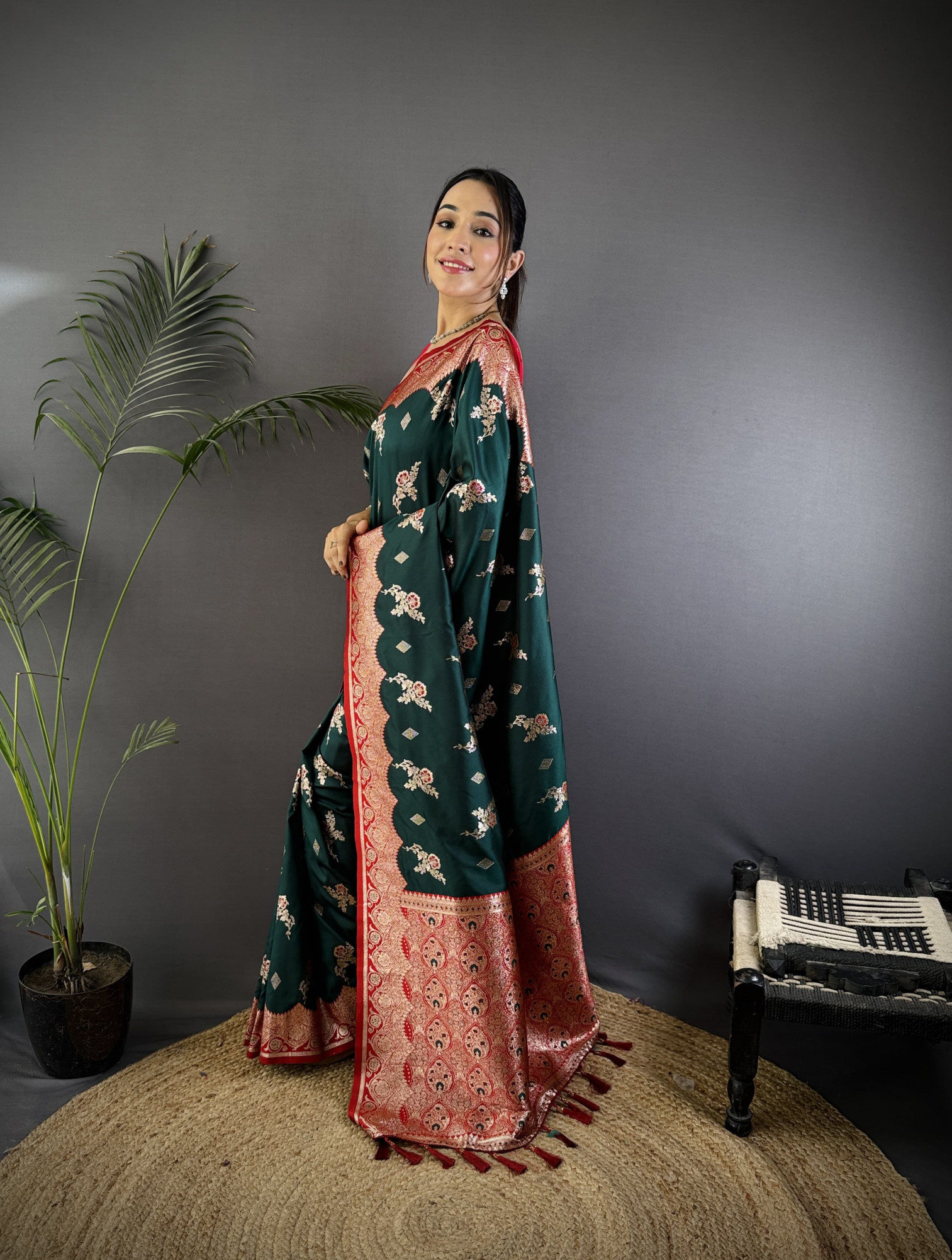 Bottle Green Banarasi Silk Zari Meena Weaved Rich Pallu Saree