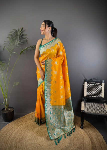 Image of Gold Banarasi Silk Zari Meena Weaved Rich Pallu Saree