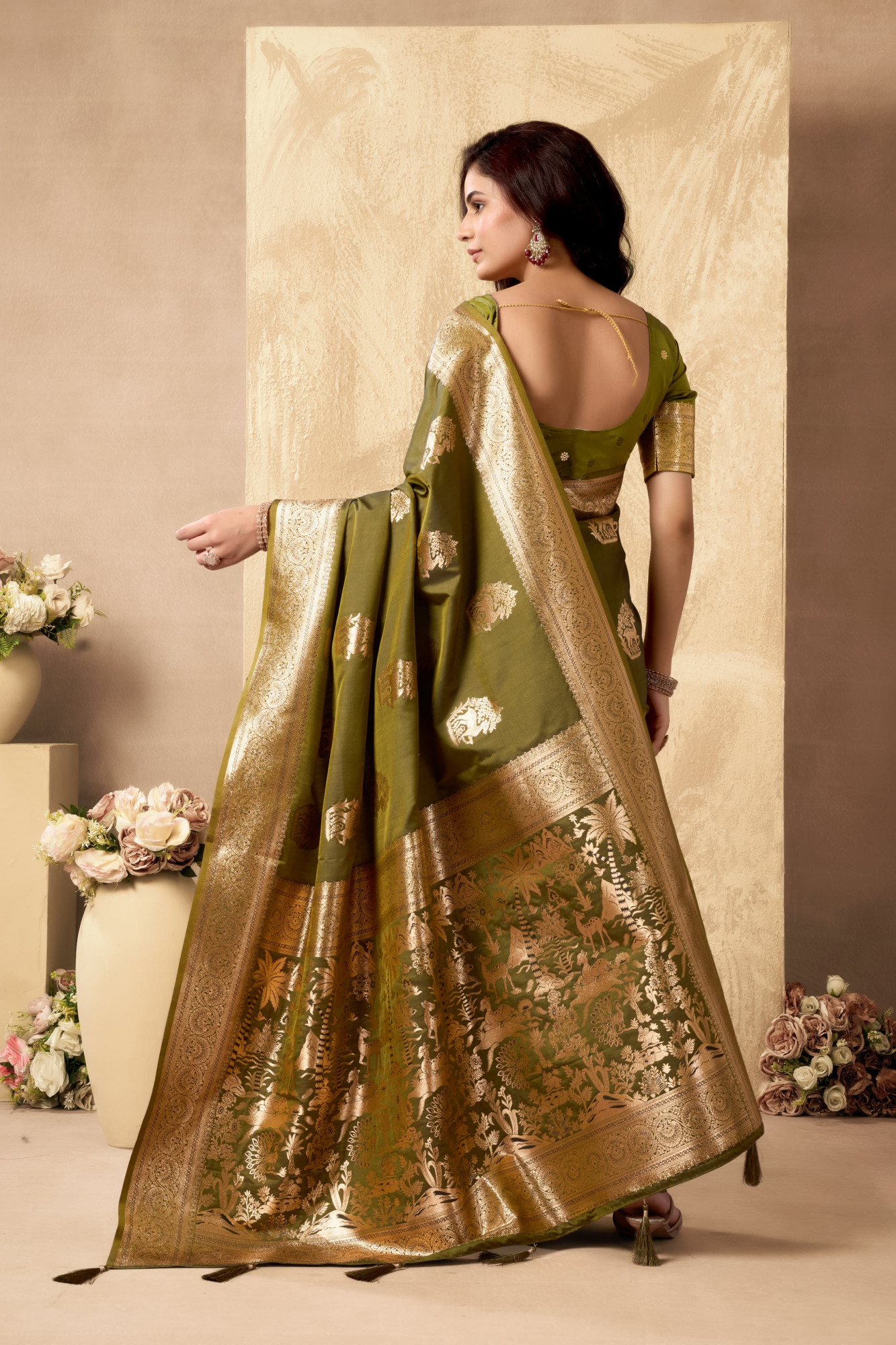 Mehendi Green Dual Shade Banarasi Silk Rich Zari Weaved Saree