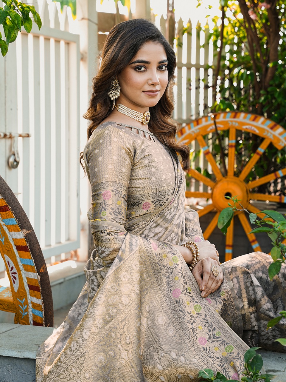 Gray Premium Organza Silk Bandhani Patola Weaved Saree