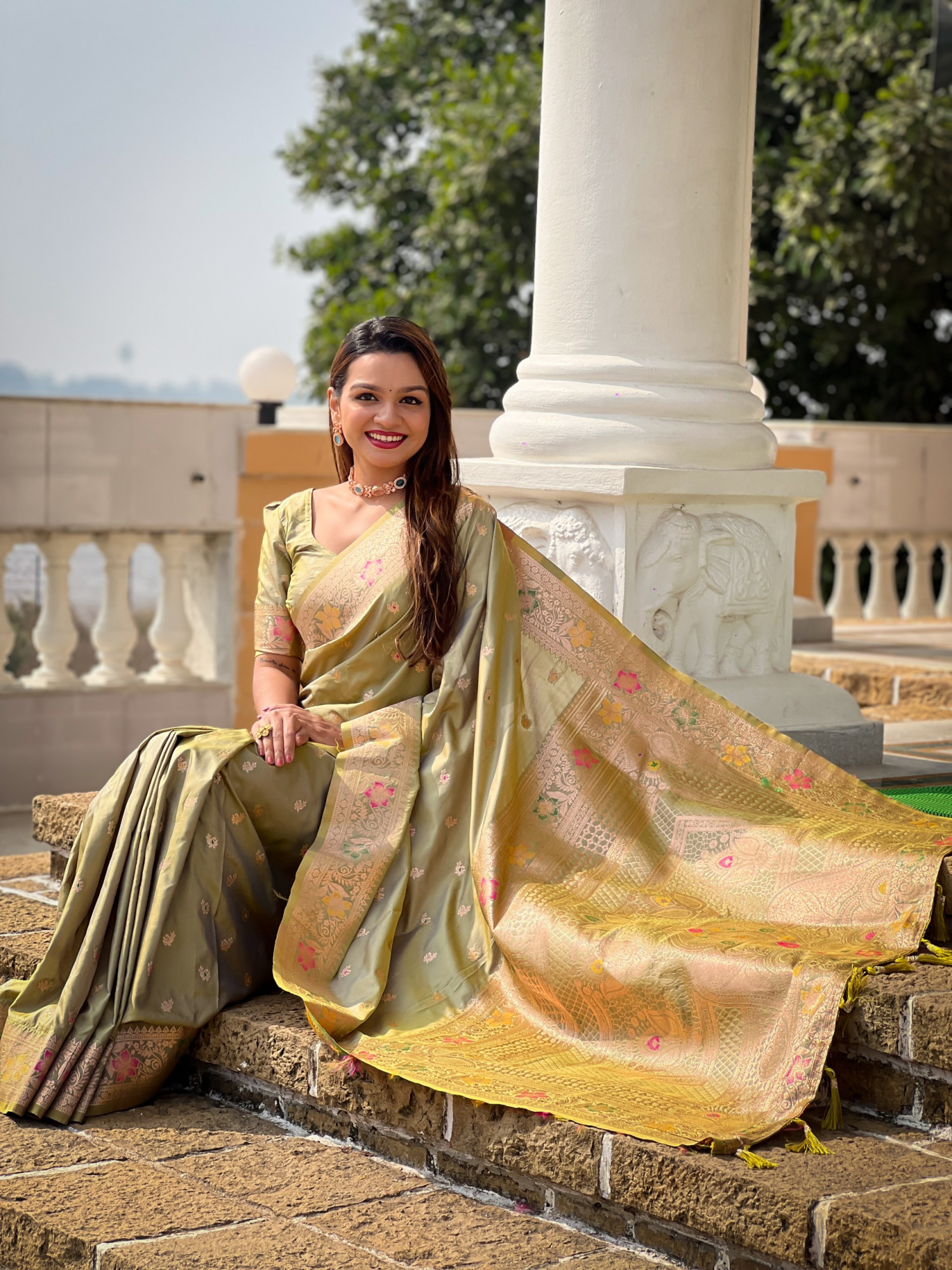 Olive Green Banarasi Silk Zari Meenakari Weaved Saree