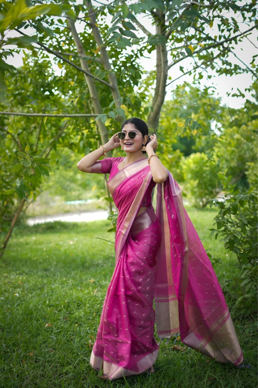 Magenta Soft Silk All Over Zari Booti Pallu Border Saree