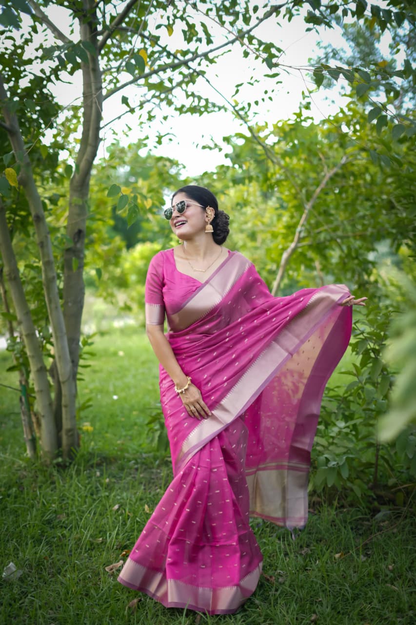 Magenta Soft Silk All Over Zari Booti Pallu Border Saree