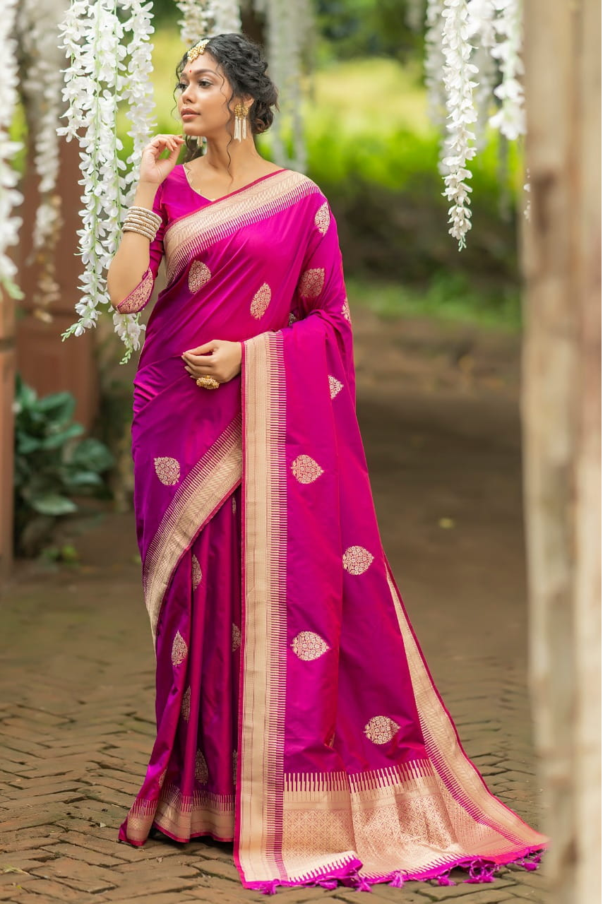 Pure Banarasi Silk Katan Rich Zari Weaved Plain Pallu Saree