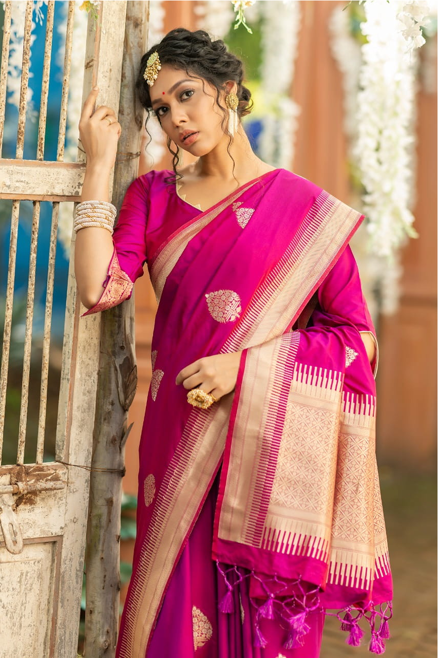 Pure Banarasi Silk Katan Rich Zari Weaved Plain Pallu Saree