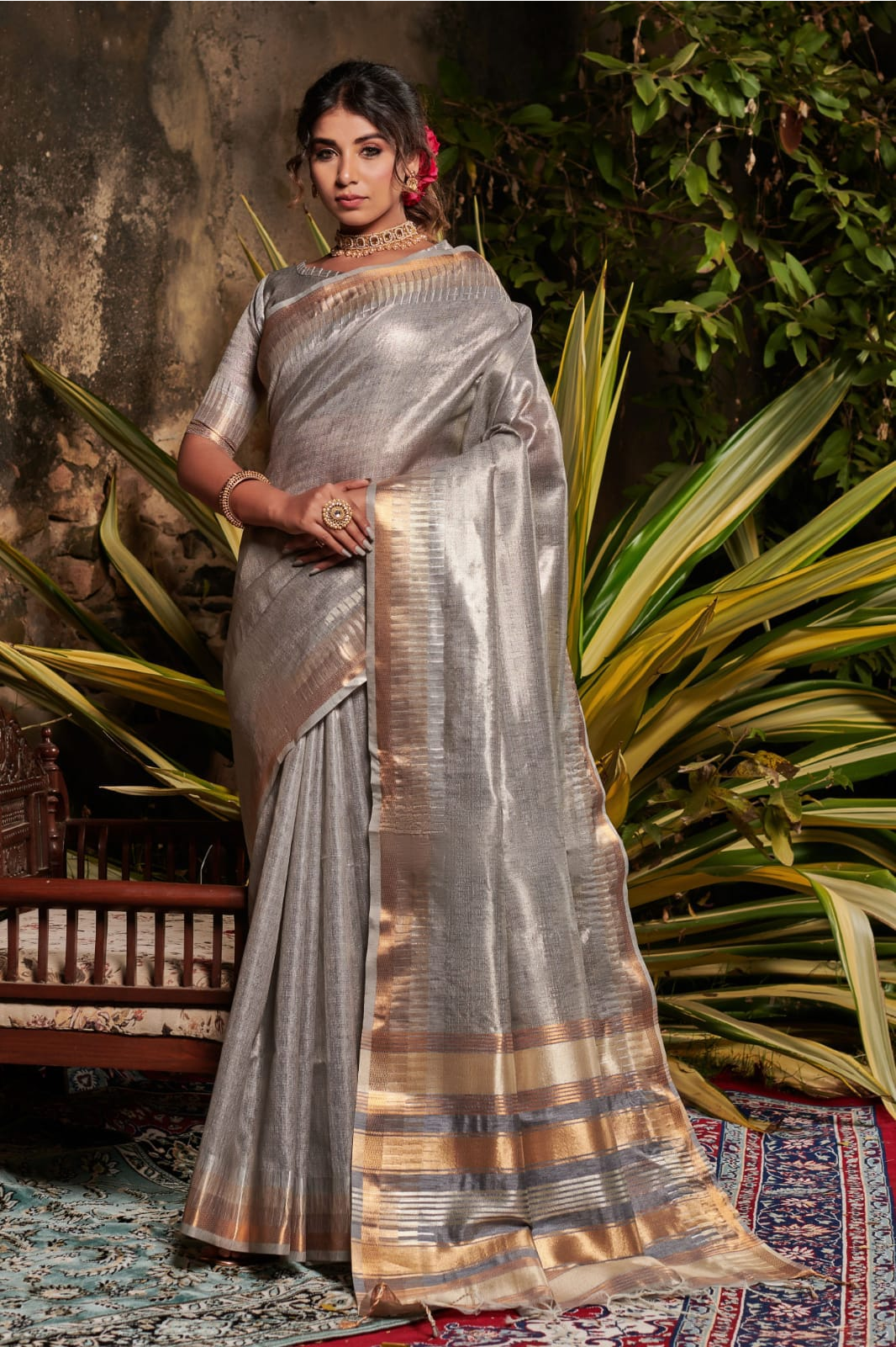 Pure Linen Tissue Silk Zari Weaved Striped Pallu Border Saree