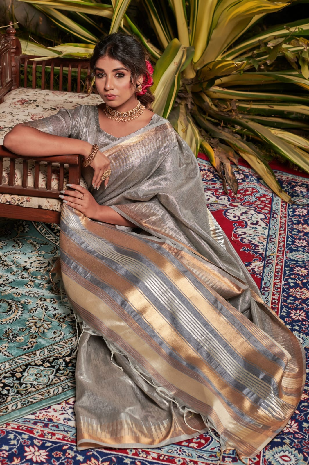 Pure Linen Tissue Silk Zari Weaved Striped Pallu Border Saree