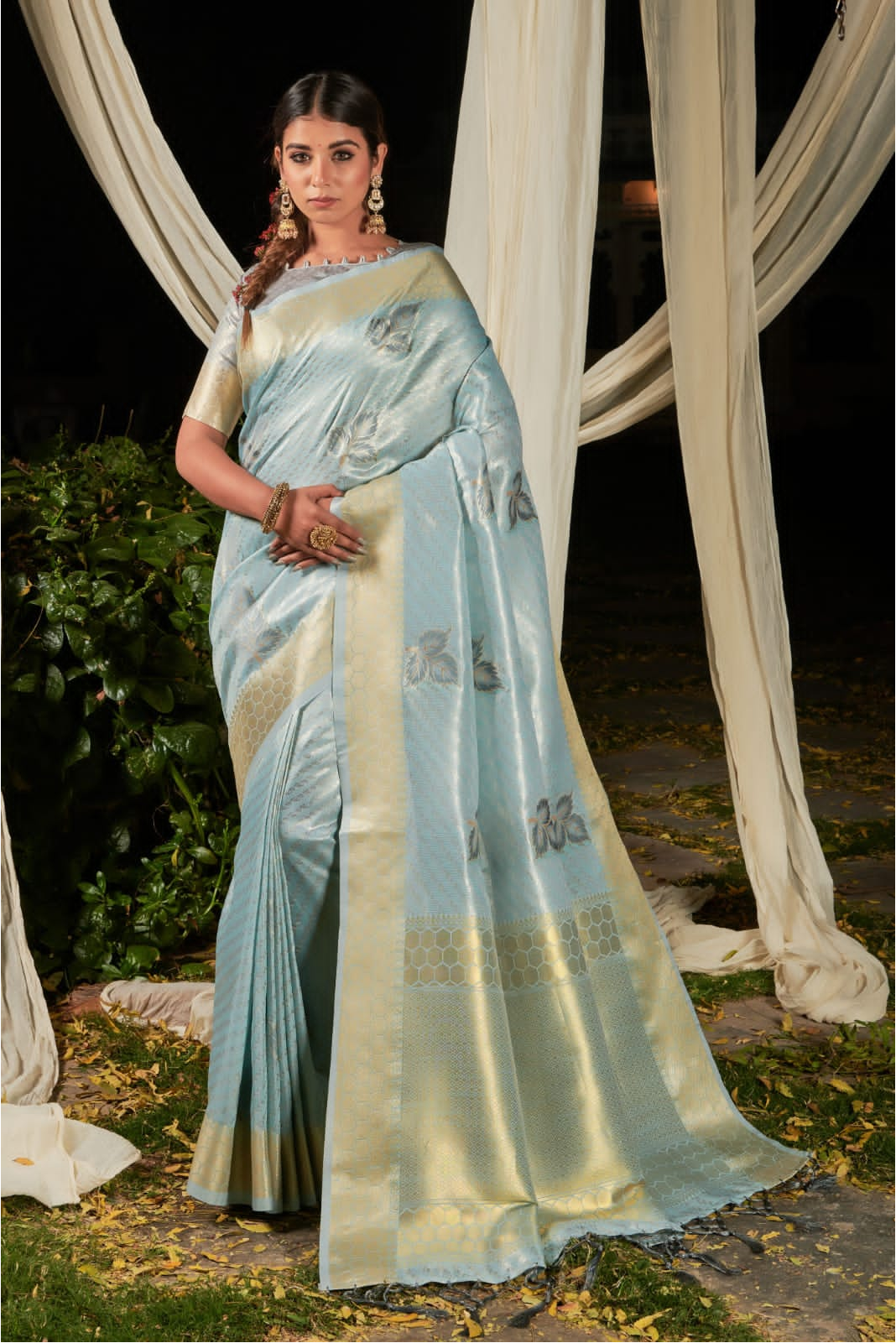 Pure Linen Silk Zari Weaved Rich Pallu Border Saree