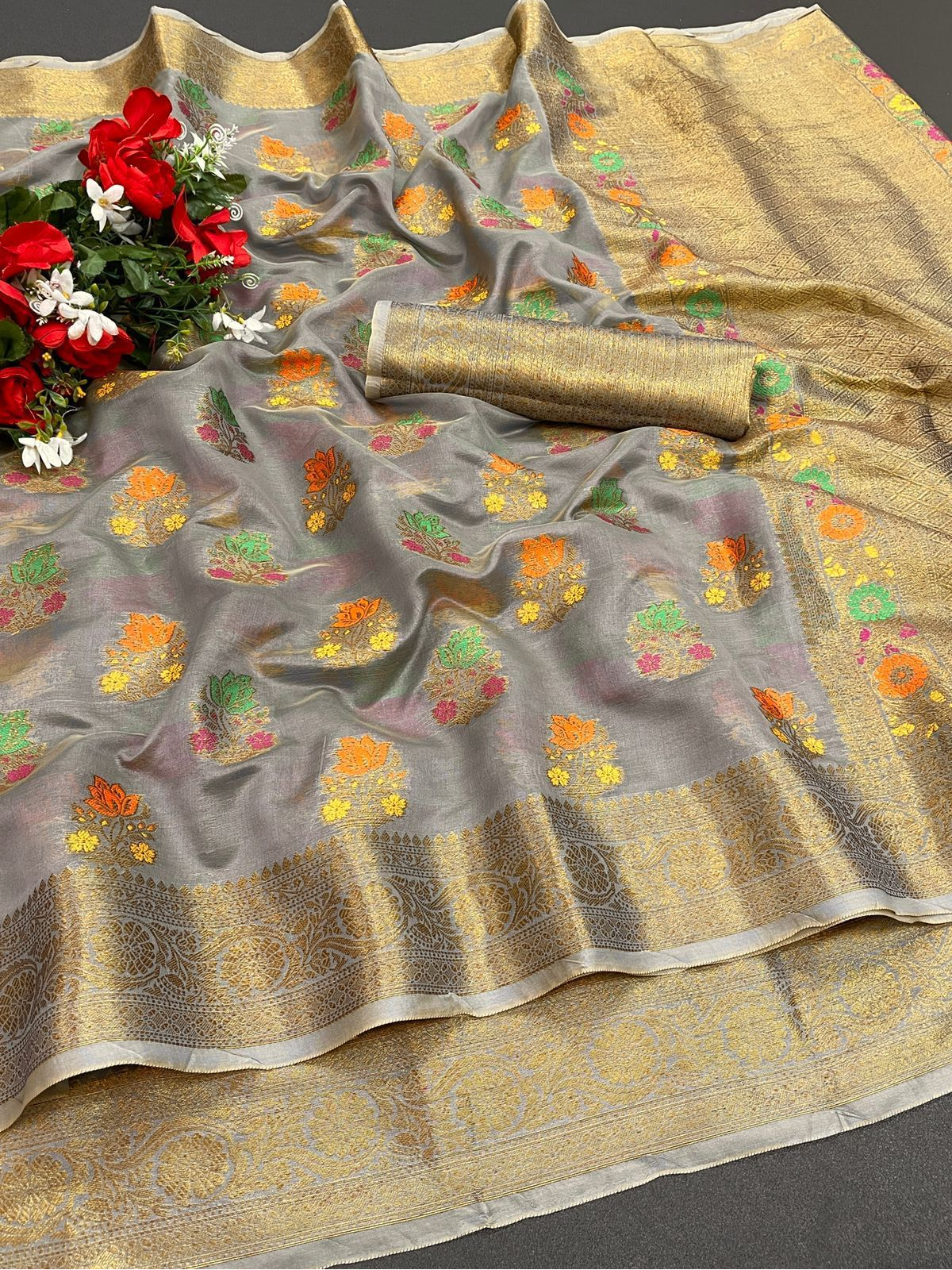 Pure Handloom Organza Silk Zari Weaved Saree