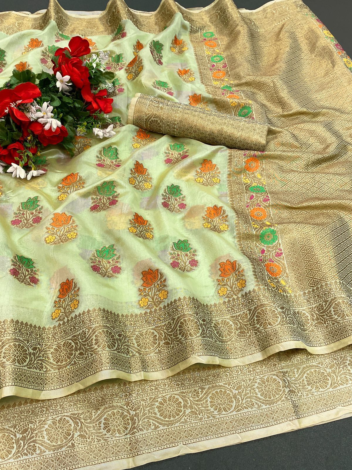 Pure Handloom Organza Silk Zari Weaved Saree