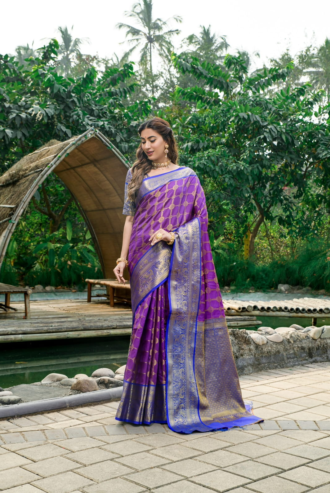 Kanchipuram Silk Saree All Over Zari Weaving