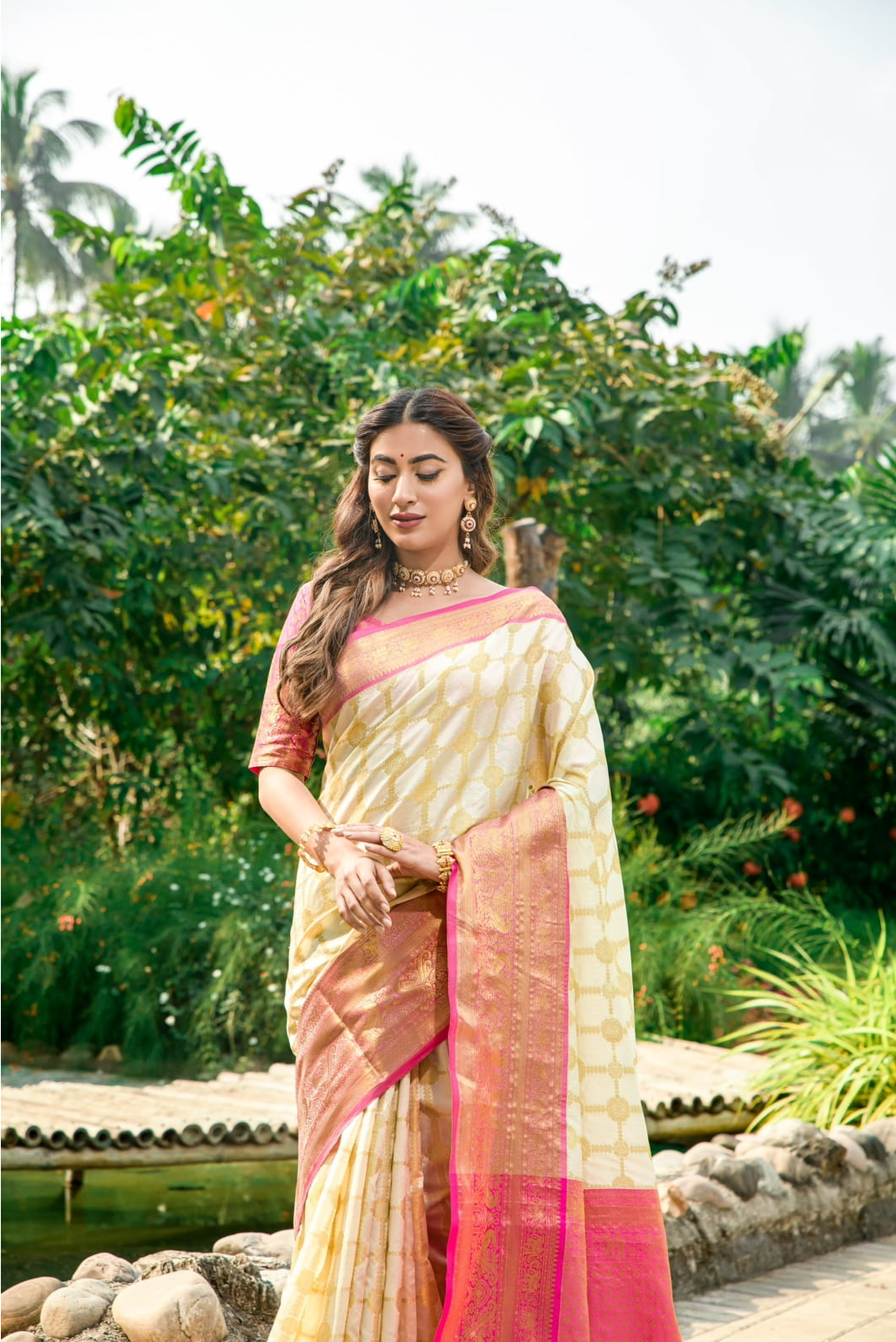 Kanchipuram Silk Saree All Over Zari Weaving