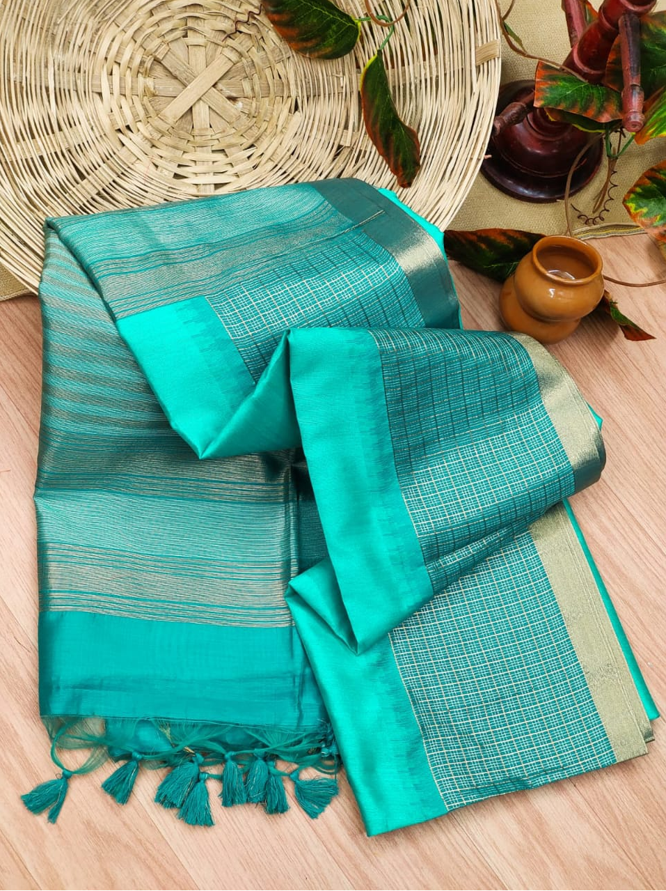 Cotton Silk Woven Checks Temple Border Saree