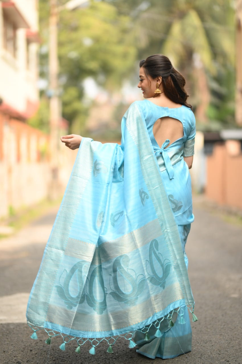 Soft Mulberry Silk Zari Woven Butta Saree