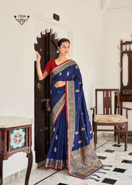 Image of Banarasi Silk Weaving Saree With Contrast Blouse
