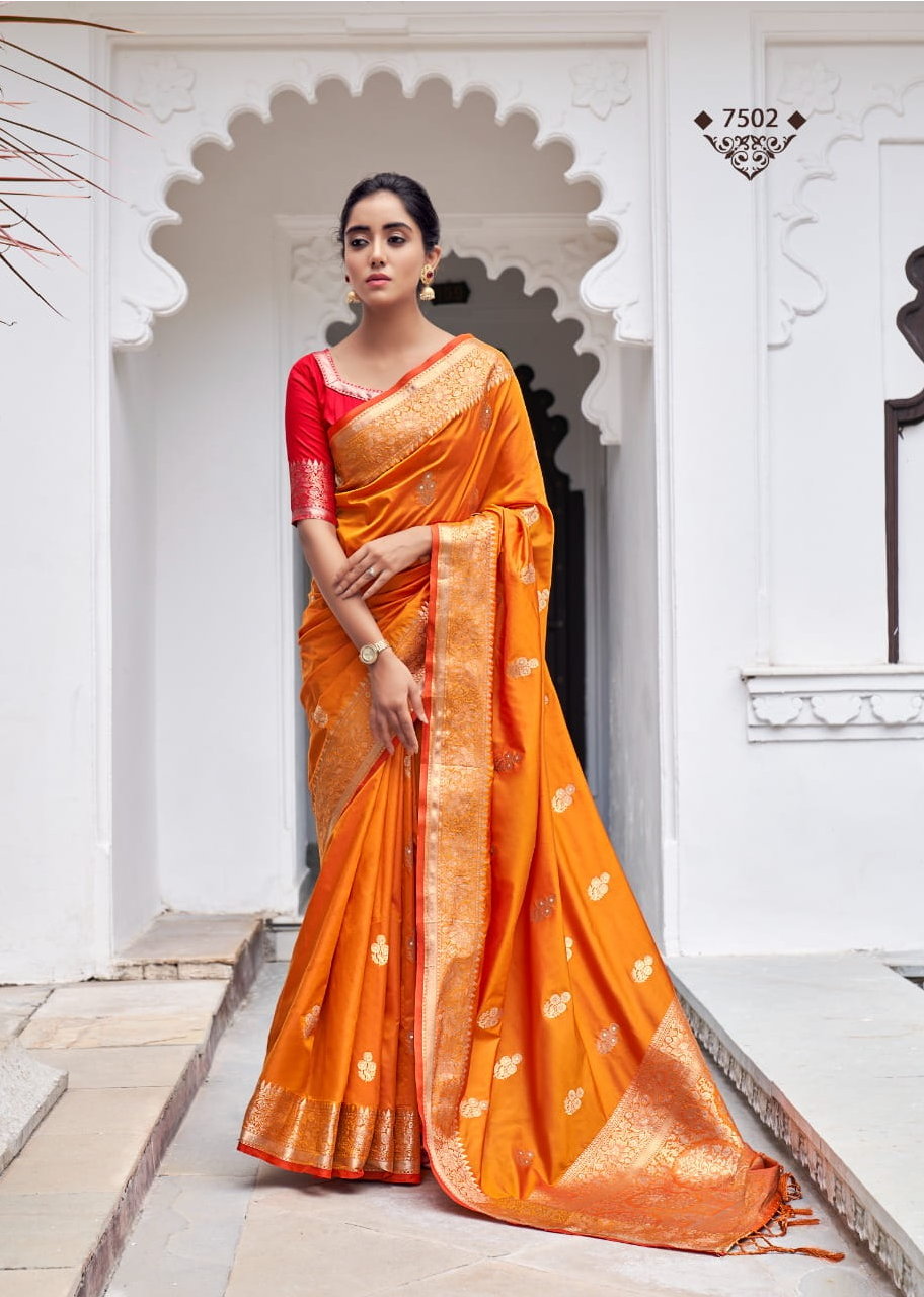 Banarasi Silk Weaving Saree With Contrast Blouse