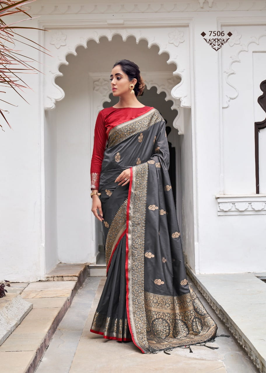Banarasi Silk Weaving Saree With Contrast Blouse