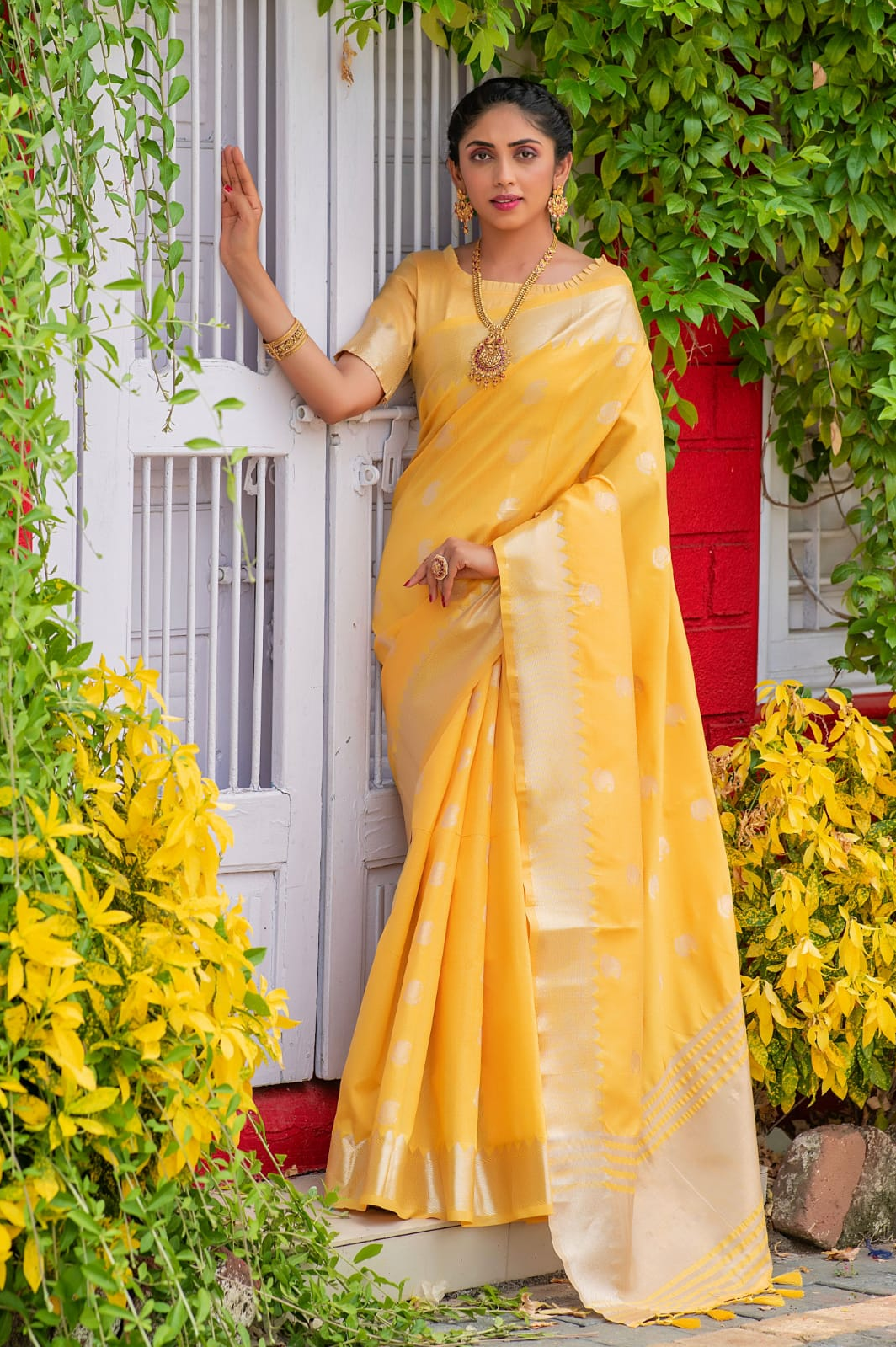 Pure Cotton Silk Zari Weaves Butties Saree