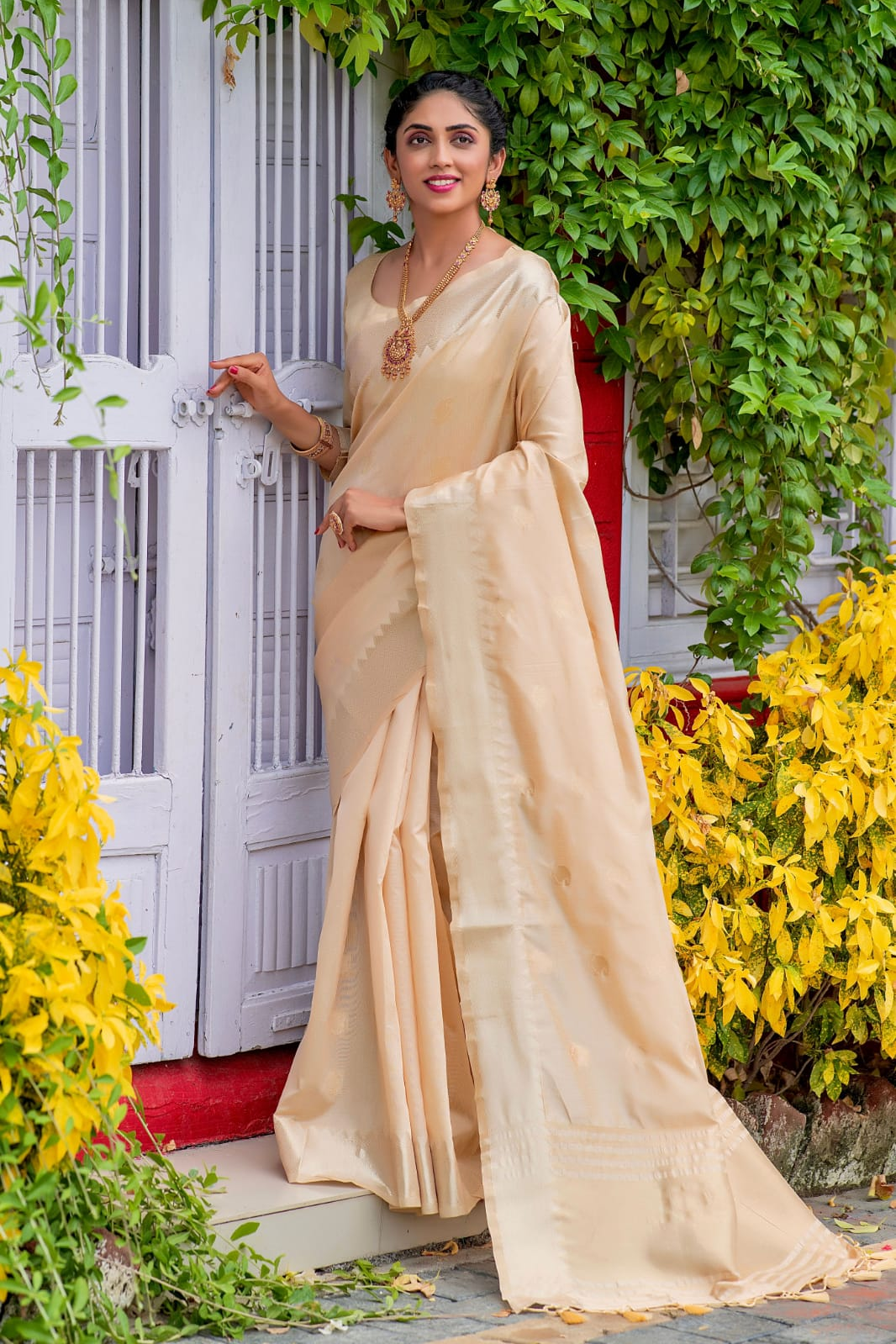 Pure Cotton Silk Zari Weaves Butties Saree