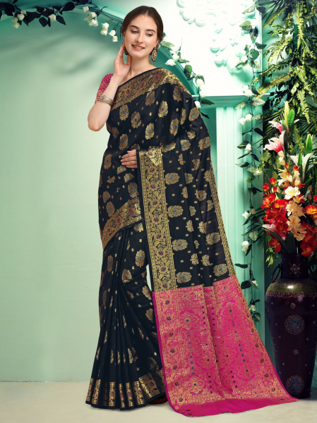 Image of Banarasi Silk Gold Zari Weaving With Rich Pallu Saree