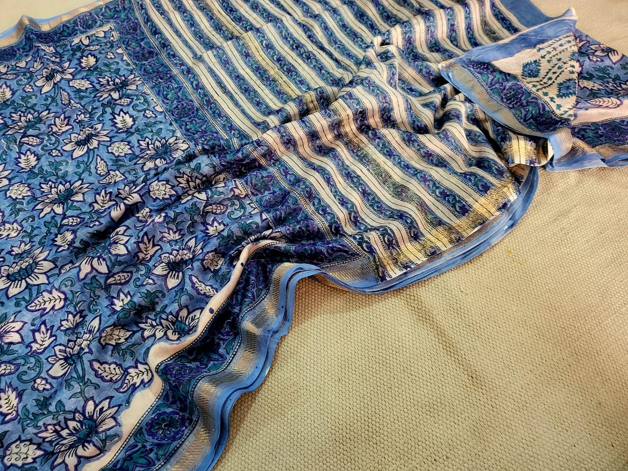 SAMANDAR NEELA-Maheshwari Silk Cotton Saree Handblock Prints