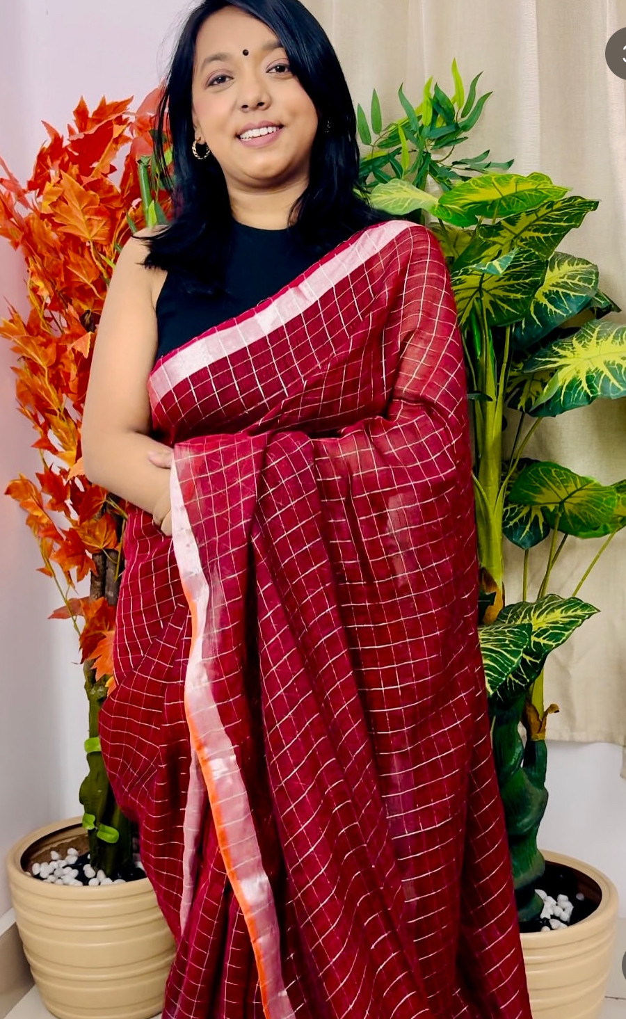 Rudrani - Handwoven Pure Linen Maroon-Red Saree