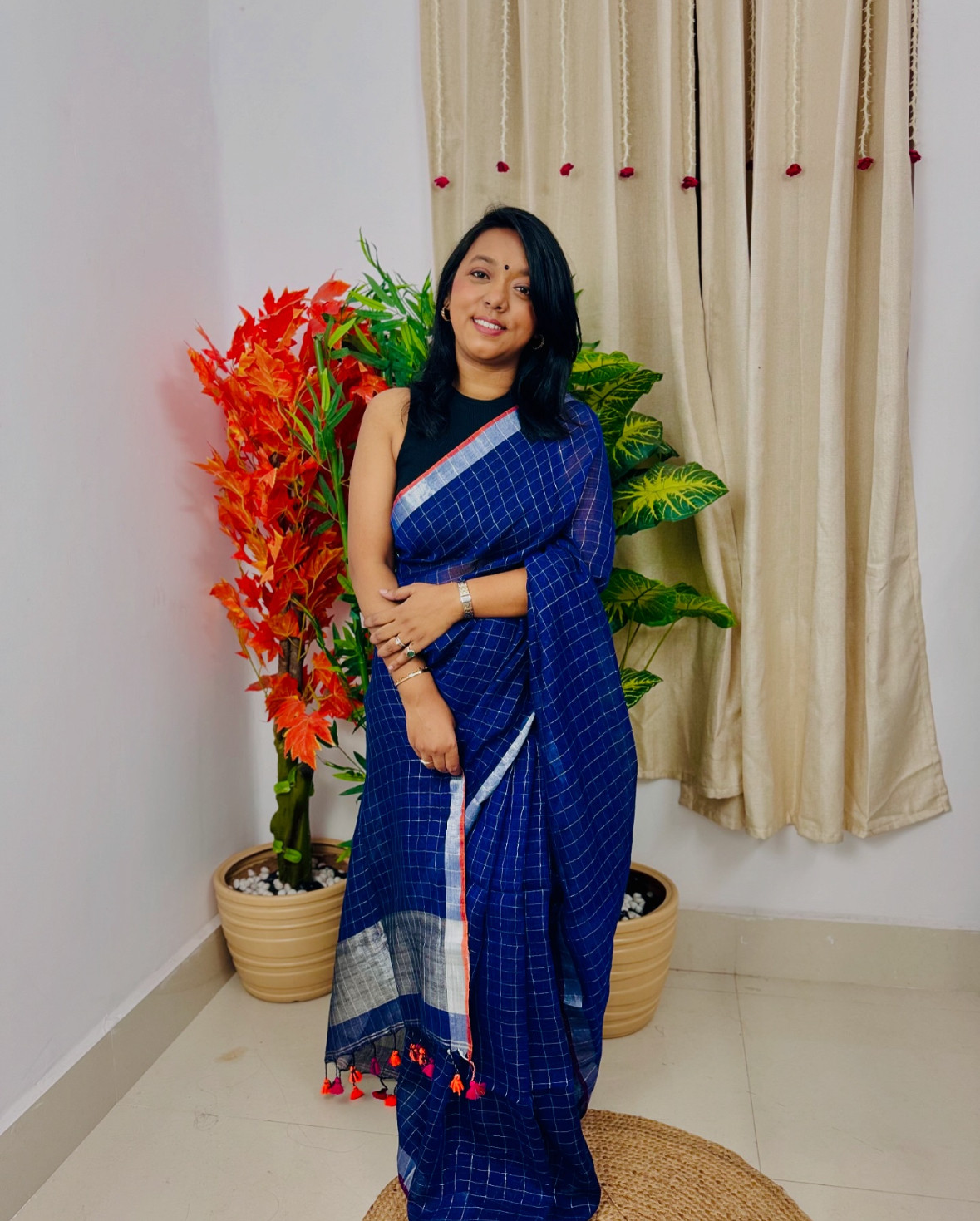 Nilopaara - Pure Handwoven Navy Blue Linen Saree
