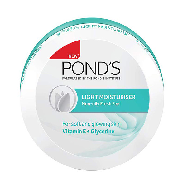 Image of PONDS LIGHT MOISTURISER
